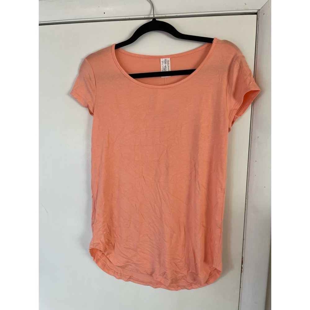 Honey & Lace‎ Peach T-Shirt Size XS
